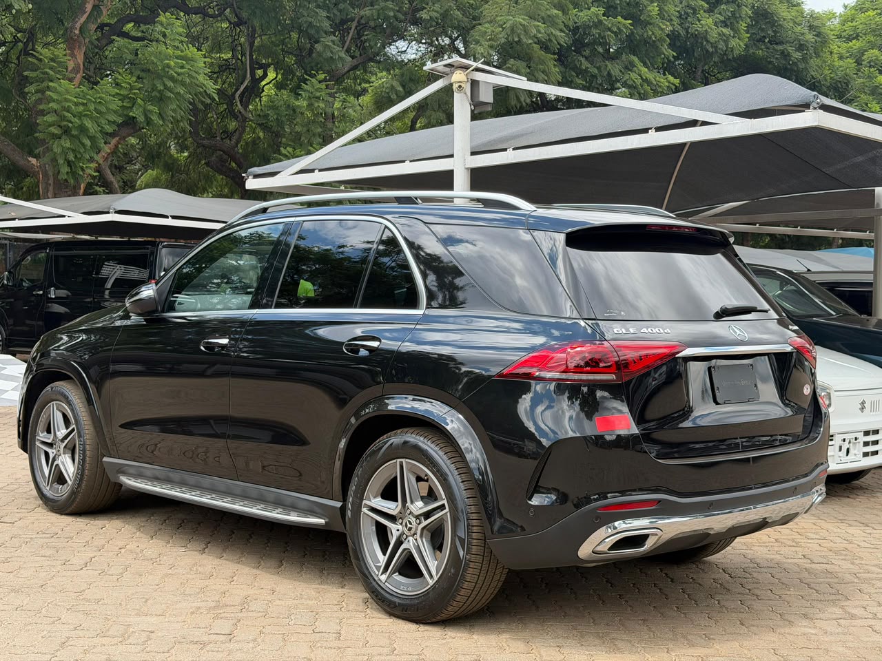 Mercedes Benz GLE400d SUV gallery image 2 at Indulge On Wheels Auto