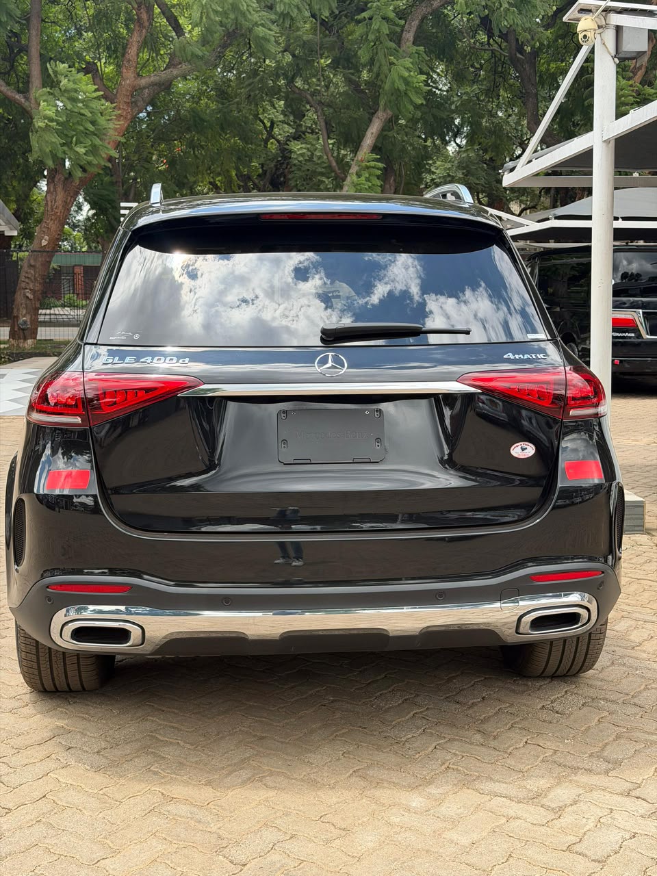Mercedes Benz GLE400d SUV gallery image 7 at Indulge On Wheels Auto